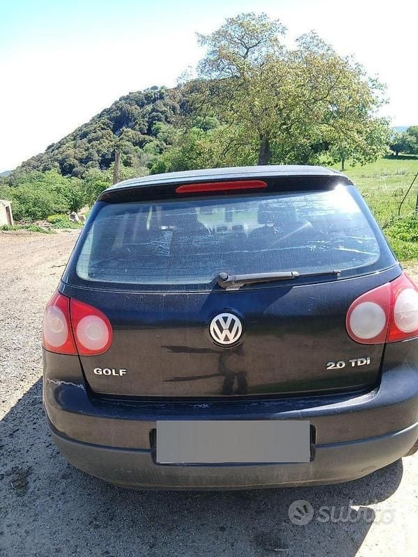 Usata VW Golf IV 140 CV (102 kW) 2005 Berlina