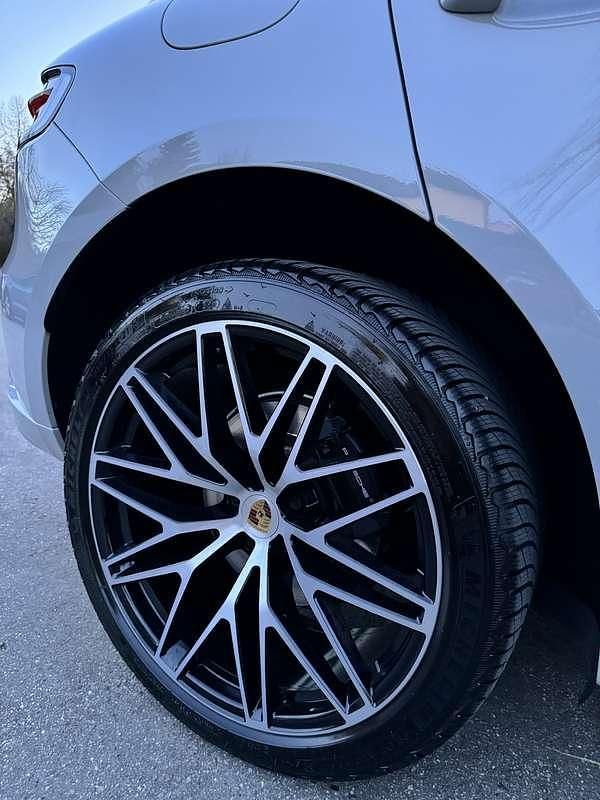 Usata Porsche Macan 265 CV (194 kW) 2021 Grigio SUV