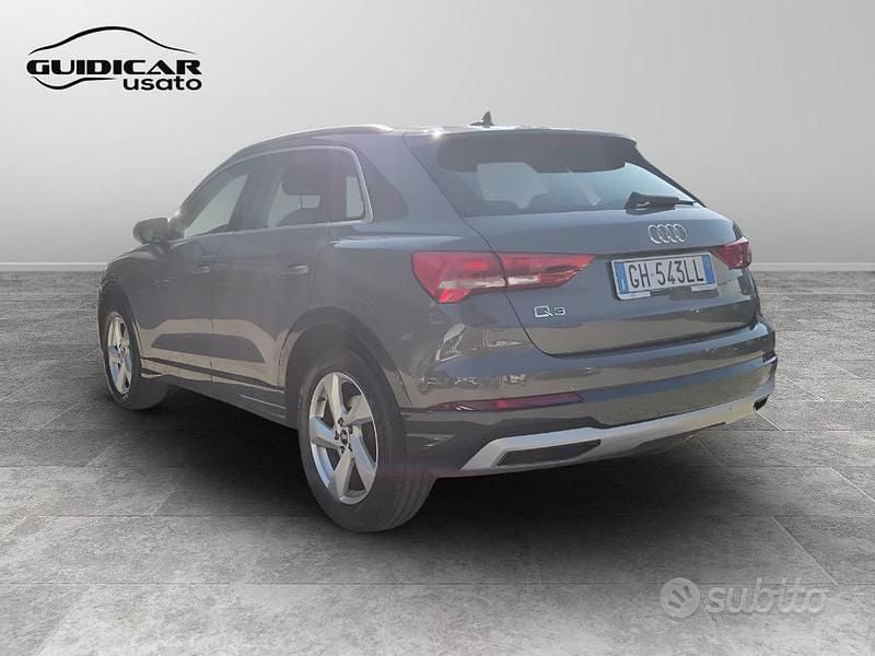Usata Audi Q3 Advanced 150 CV (110 kW) 2022 Grigio SUV