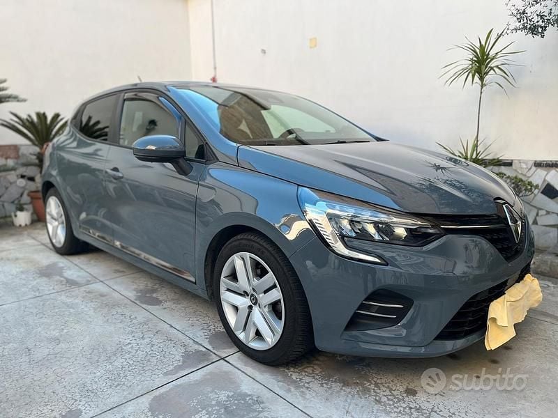 Usata Renault Clio V 100 CV (73 kW) 2021 Grigio Utilitaria