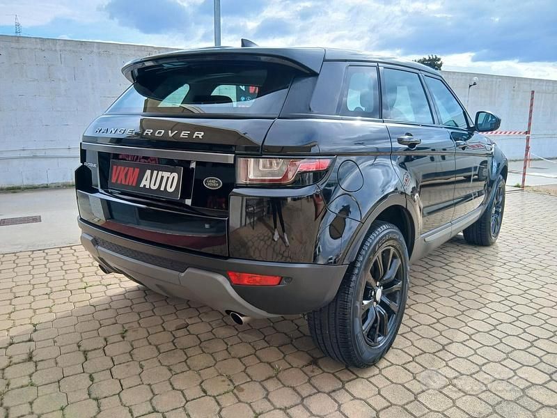 Usata Land Rover Range Rover evoque 150 CV (110 kW) 2018 Nero SUV