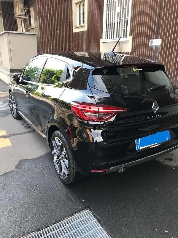 Usata Renault Clio V Business 67 CV (49 kW) 2021 Nero Berlina