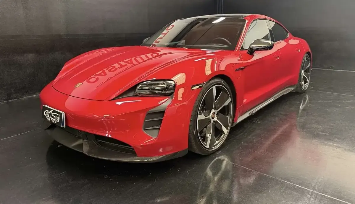 Usata Porsche Taycan 141 kW (193 CV) 2021 Berlina