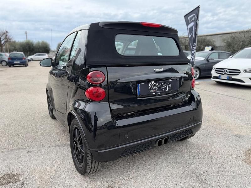 Usata Smart ForTwo Cabrio Brabus Xclusive 102 CV (75 kW) 2011 Nero Cabrio