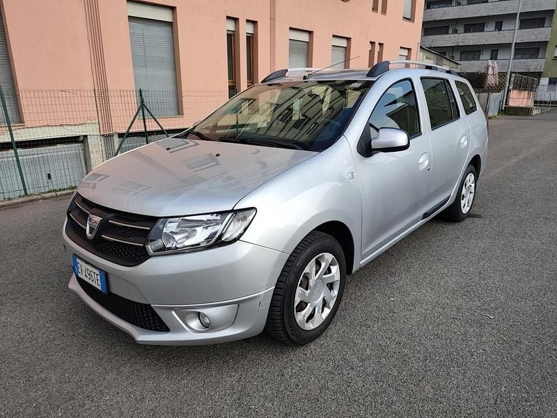 Usata Dacia Logan MCV Lauréate 90 CV (66 kW) 2014 Argento Station wagon