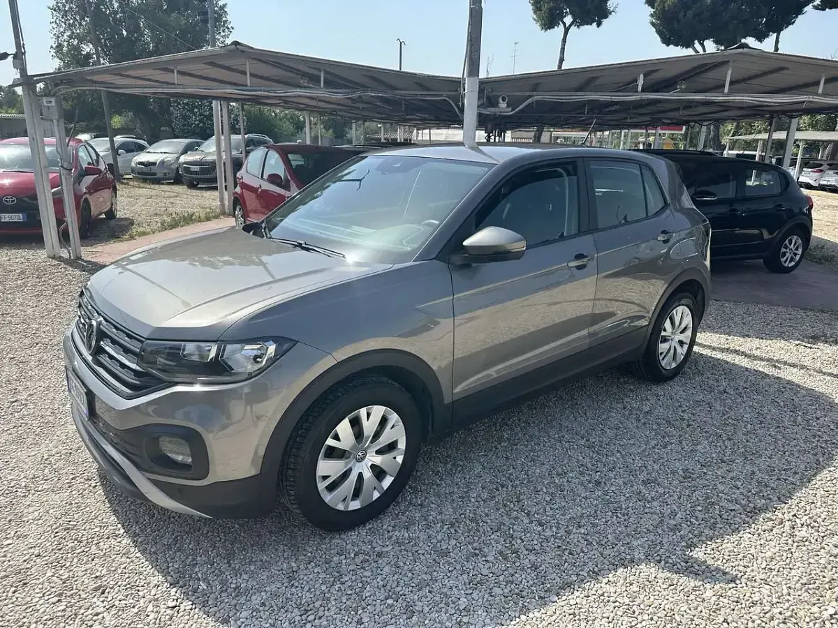 Usata VW T-Cross 95 CV (69 kW) 2020 Grigio SUV