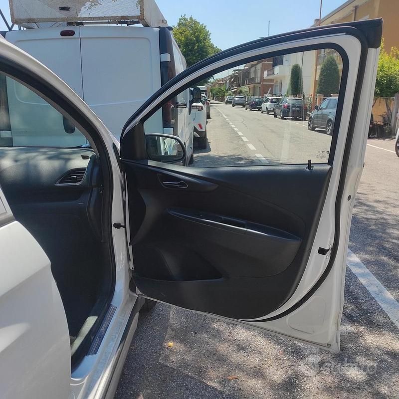 Usata Opel Karl 75 CV (55 kW) 2019 Utilitaria