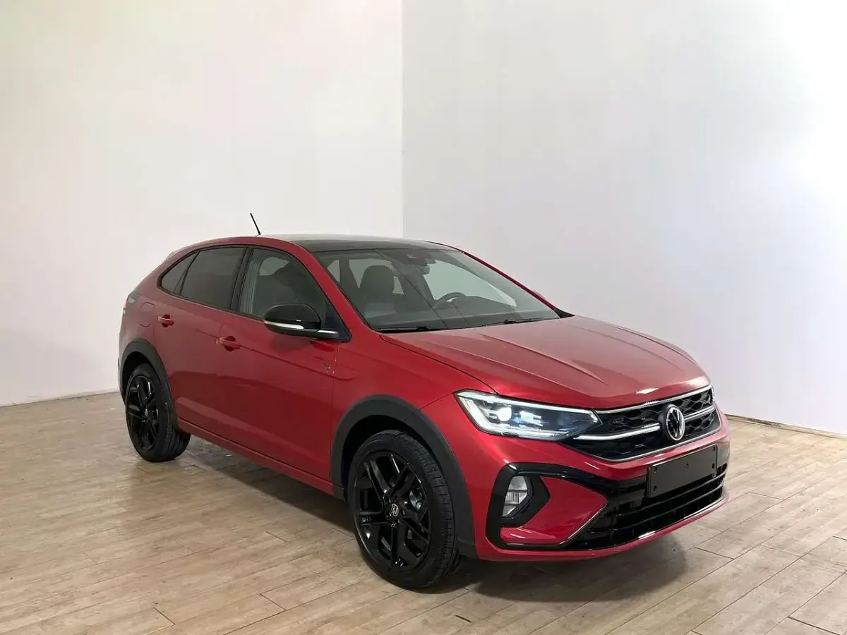 Nuova VW Taigo R-line Plus 116 CV (85 kW) 2026 Rosso SUV