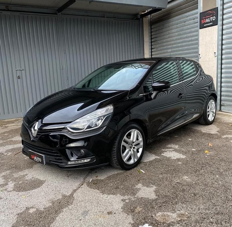 Usata Renault Clio IV 90 CV (66 kW) 2018 Nero Berlina