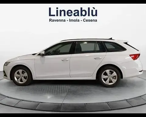 Usata Skoda Octavia Executive 150 CV (110 kW) 2023 Bianco Station wagon