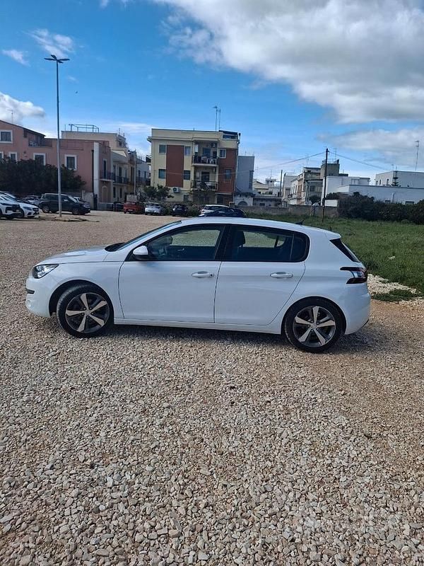 Usata Peugeot 308 Allure 131 CV (96 kW) 2017 Bianco Berlina