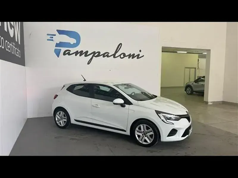 Usata Renault Clio Zen 140 CV (102 kW) 2022 Bianco Utilitaria