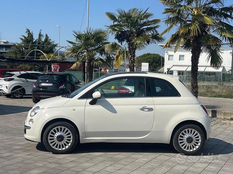Usata Fiat 500 Lounge 69 CV (50 kW) 2010 Bianco Berlina