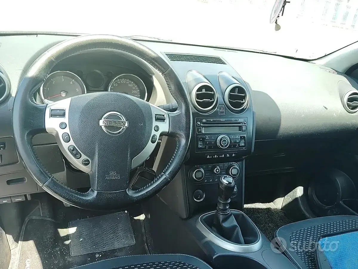 Usata Nissan Qashqai 103 CV (75 kW) 2009 Grigio SUV