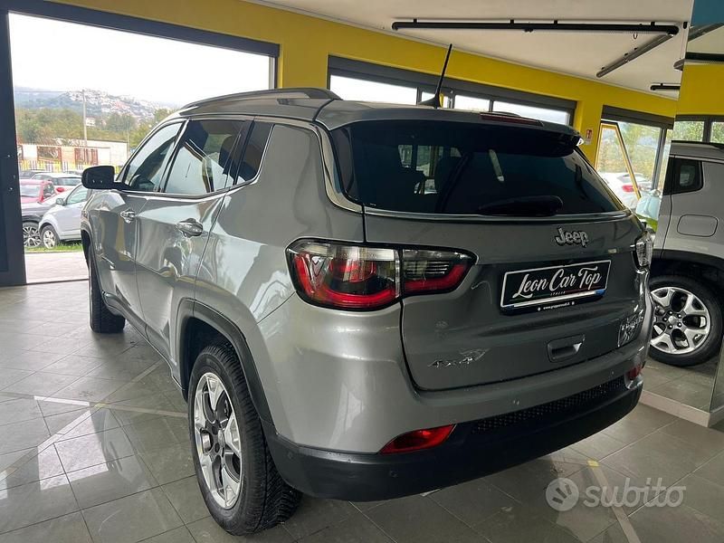 Gebraucht Jeep Compass Limited 140 PS (102 kW) 2019 Grau SUV