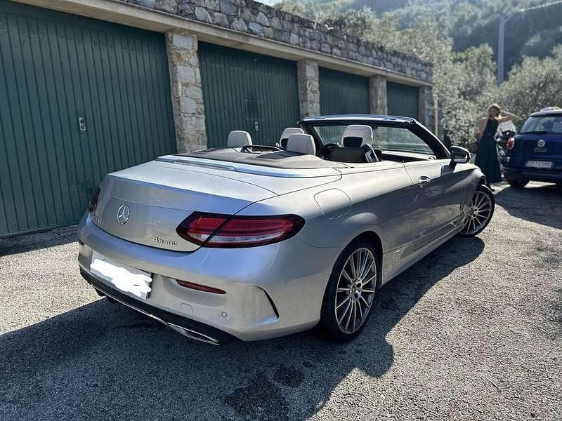 Usata Mercedes C220 Premium 194 CV (142 kW) 2019 Argento Cabrio