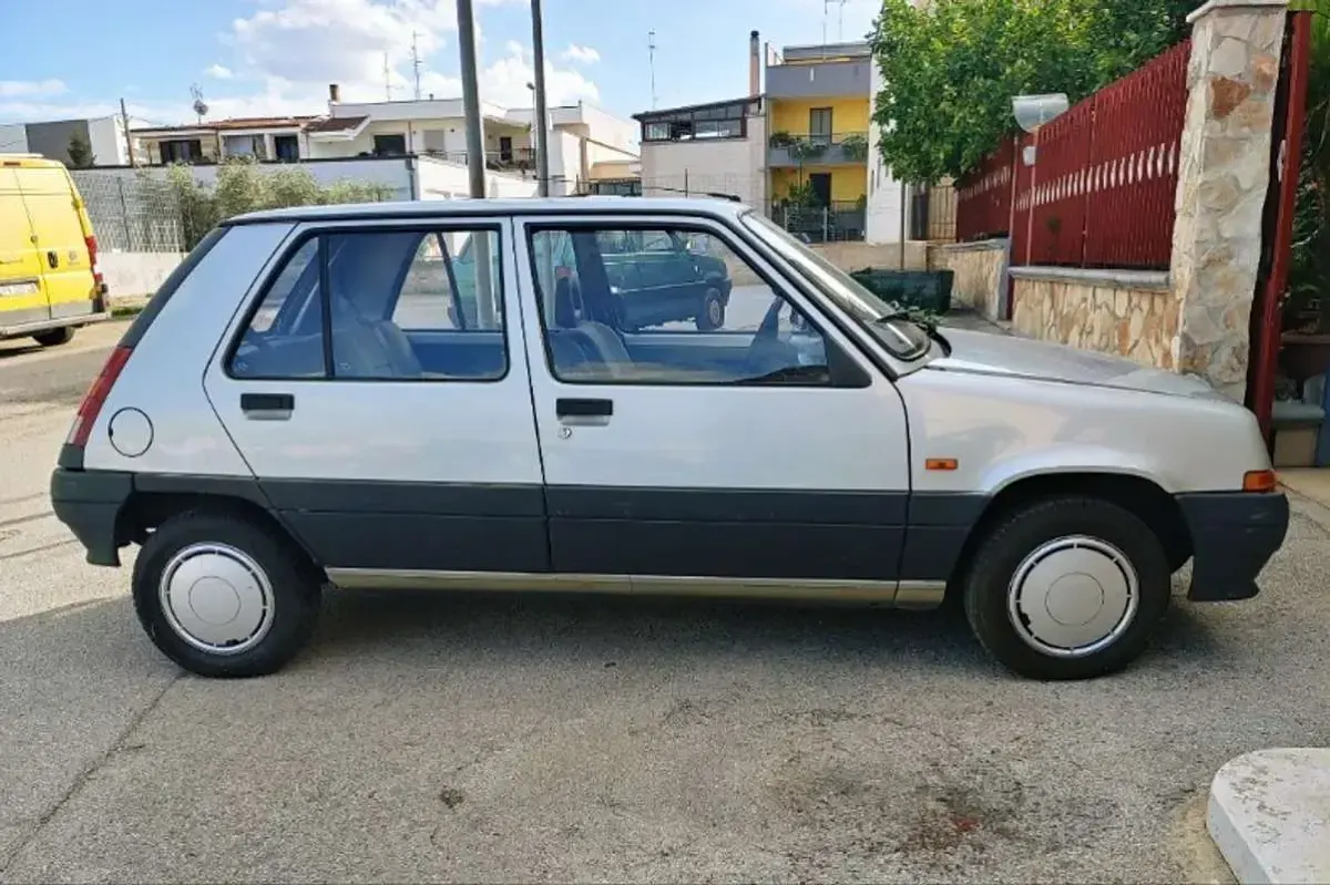 Usata Renault Super 5 46 CV (33 kW) 1988 Utilitaria