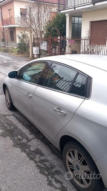 Usata Fiat Bravo Dynamic 120 CV (88 kW) 2014 Grigio Utilitaria