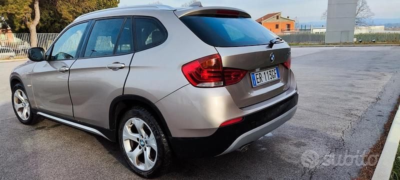 Usata BMW X1 177 CV (130 kW) 2011 SUV