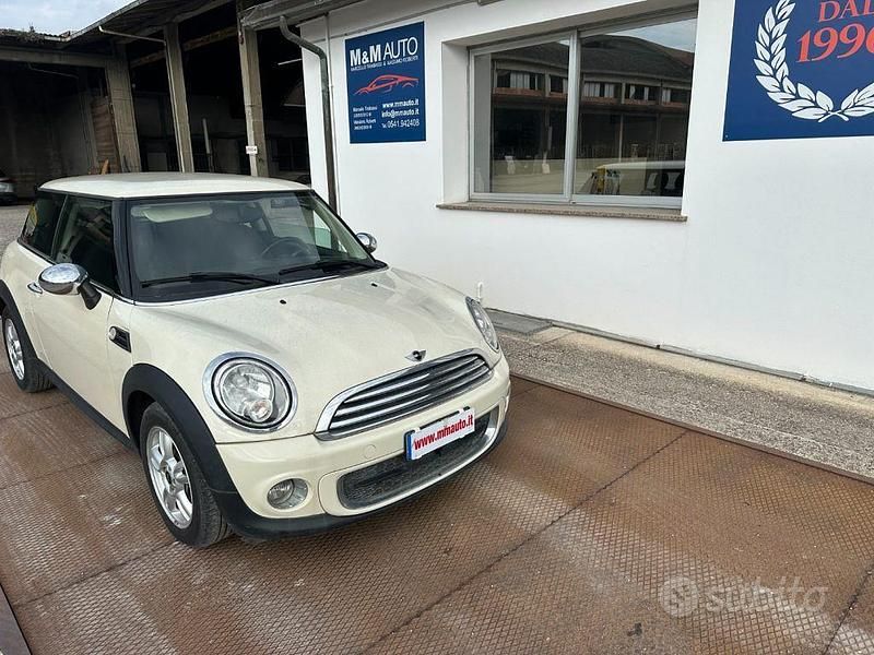 Usata Mini ONE 90 CV (66 kW) 2013 Bianco Utilitaria