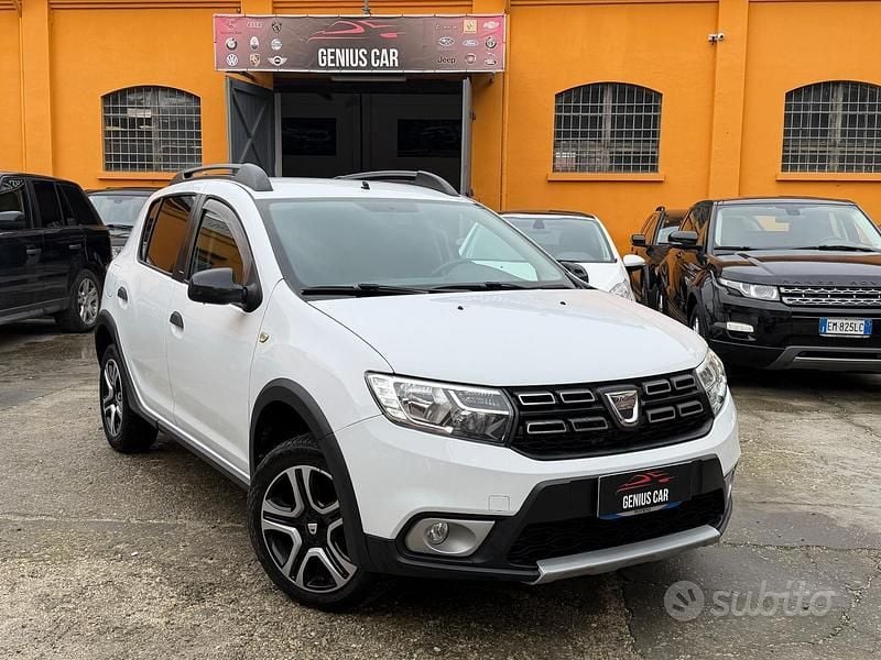 Usata Dacia Sandero Stepway 90 CV (66 kW) 2018 Bianco SUV