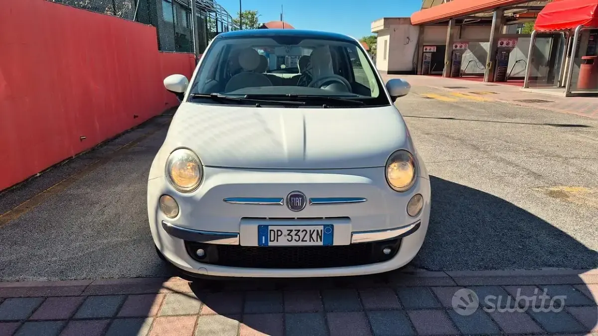 Usata Fiat 500 Lounge 75 CV (55 kW) 2009 Bianco Cabrio