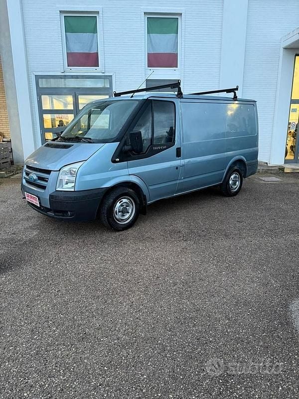 Usata Ford Transit 86 CV (63 kW) 2007 Grigio Berlina