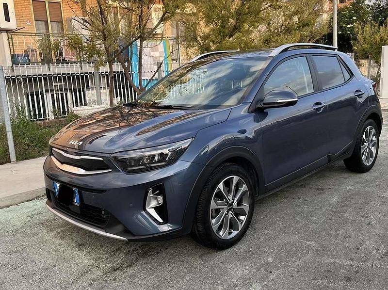 Usata Kia Stonic Style 101 CV (74 kW) 2023 SUV
