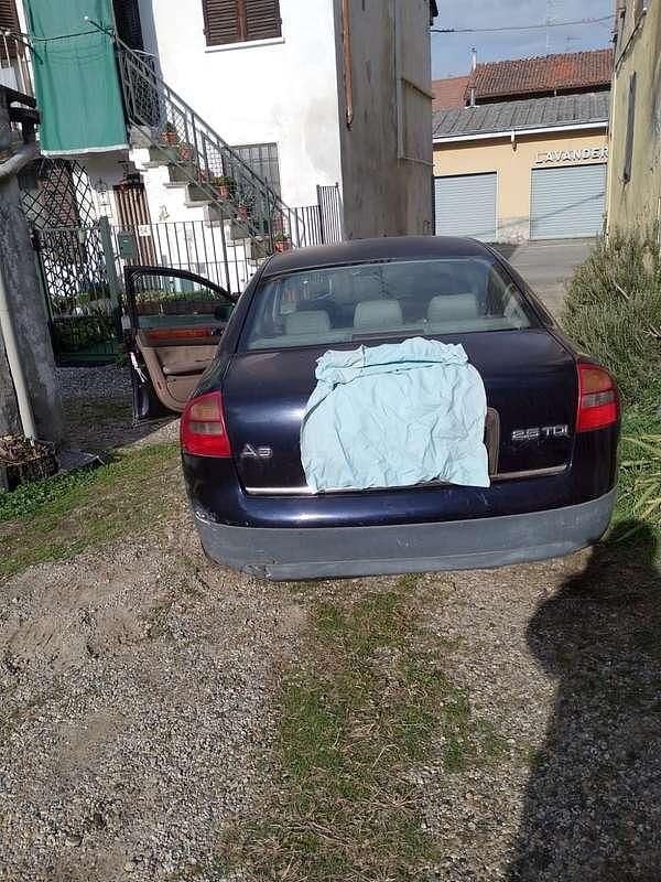 Usata 2000 Audi A6 | 1000 € (Buon prezzo) - Immagine 1/3