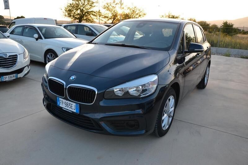 Usata BMW 218 150 CV (110 kW) 2018 Blu Station wagon