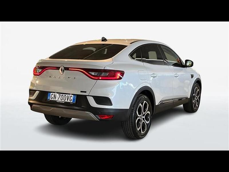Usata Renault Arkana Techno 145 CV (106 kW) 2023 Bianco SUV