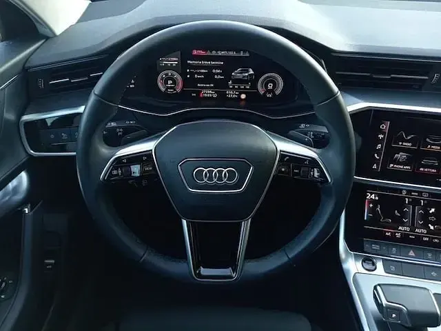 Usata Audi A6 S-Line 204 CV (150 kW) 2024 Blu/azzurro Berlina