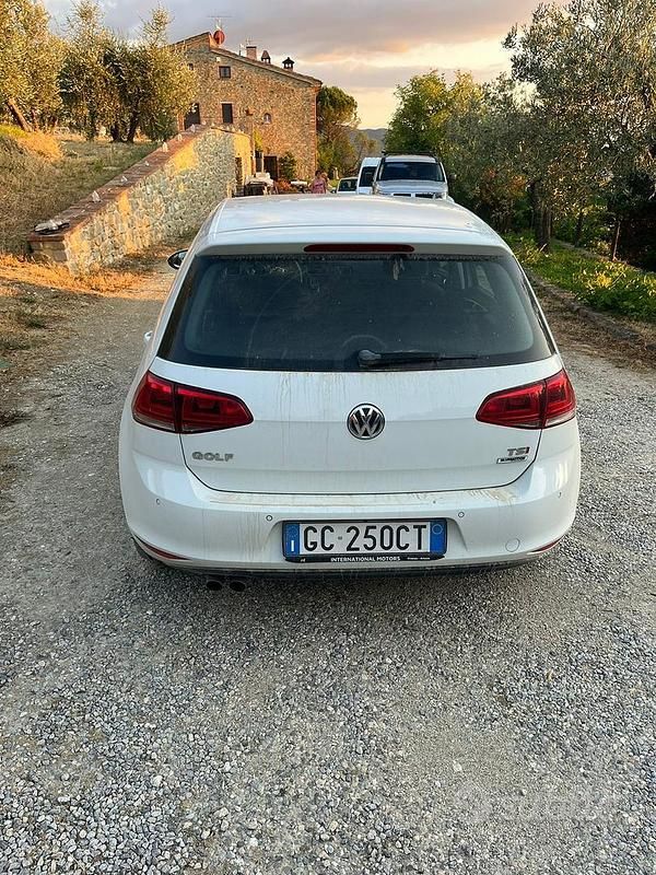 Usata VW Golf VII Comfortline 122 CV (89 kW) 2014 Bianco Berlina