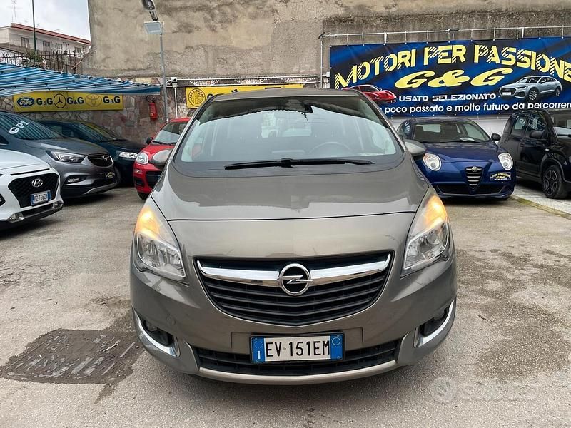 Usata Opel Meriva Cosmo 95 CV (69 kW) 2014 Grigio Monovolume