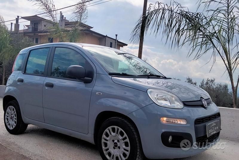 Usata Fiat Panda Easy 69 CV (50 kW) 2018 Grigio Utilitaria