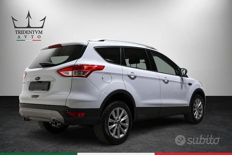 Begagnad Ford Kuga Titanium S 150 HK (110 kW) 2016 Vit SUV