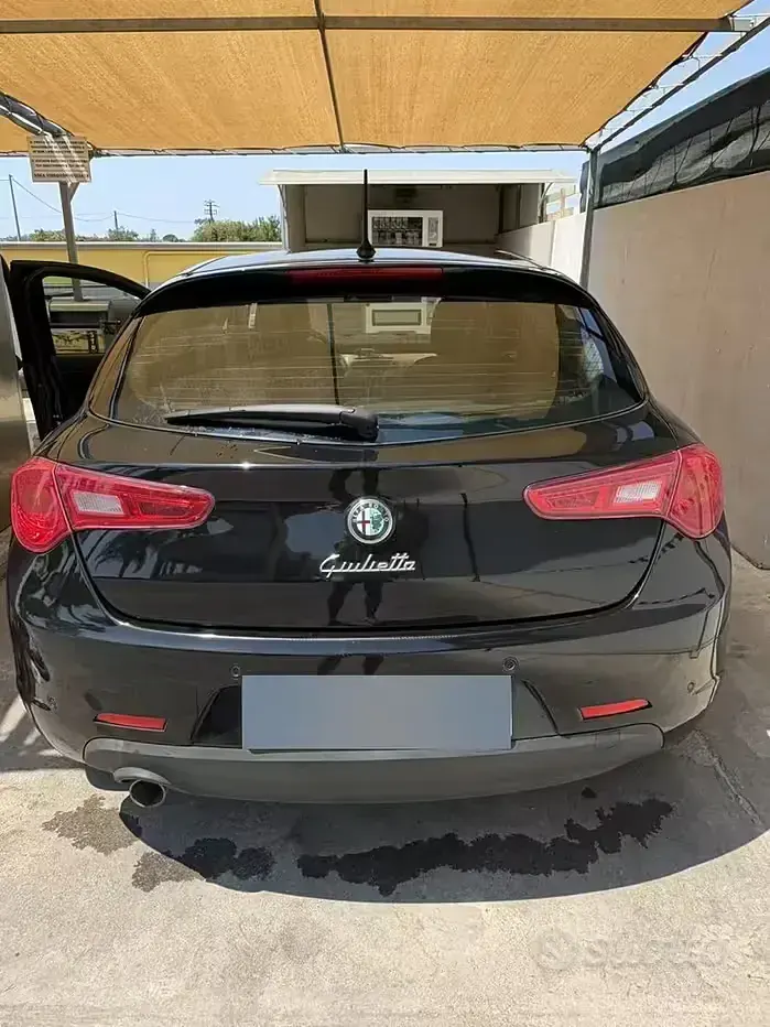 Usata Alfa Romeo Giulietta 105 CV (77 kW) 2013 Nero Utilitaria