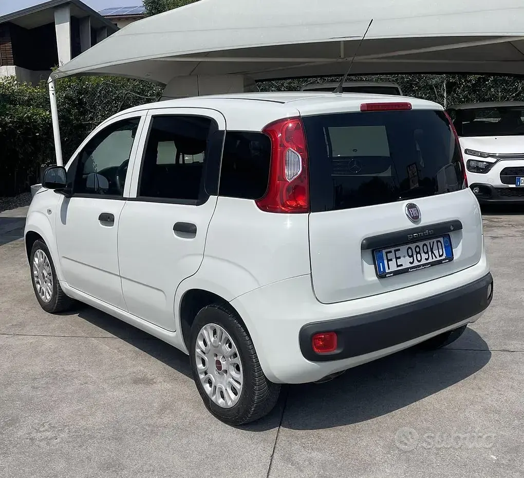 Usata Fiat Panda Pop 69 CV (50 kW) 2016 Bianco Utilitaria