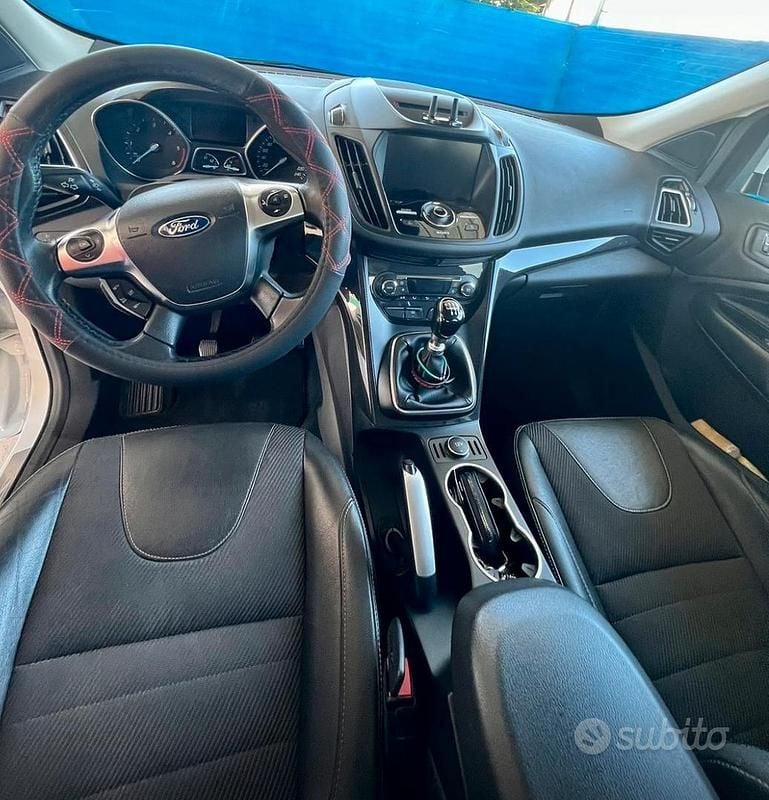 Usata Ford Kuga Titanium 150 CV (110 kW) 2017 SUV