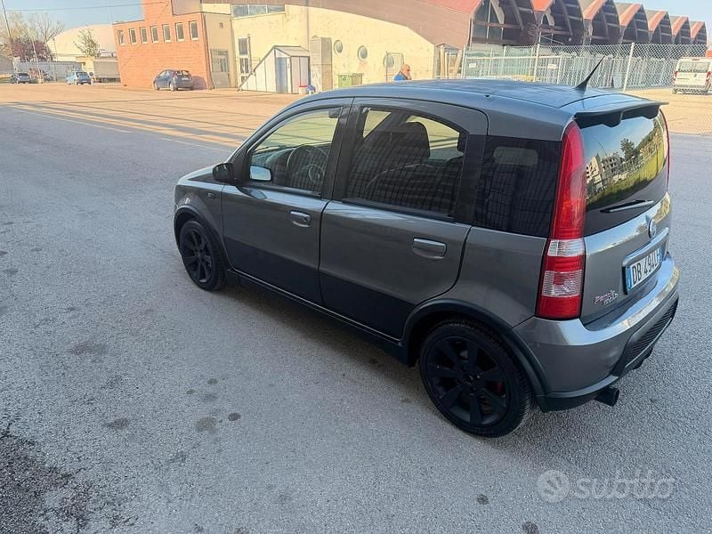 Usata Fiat Panda 100 CV (73 kW) 1999 Berlina