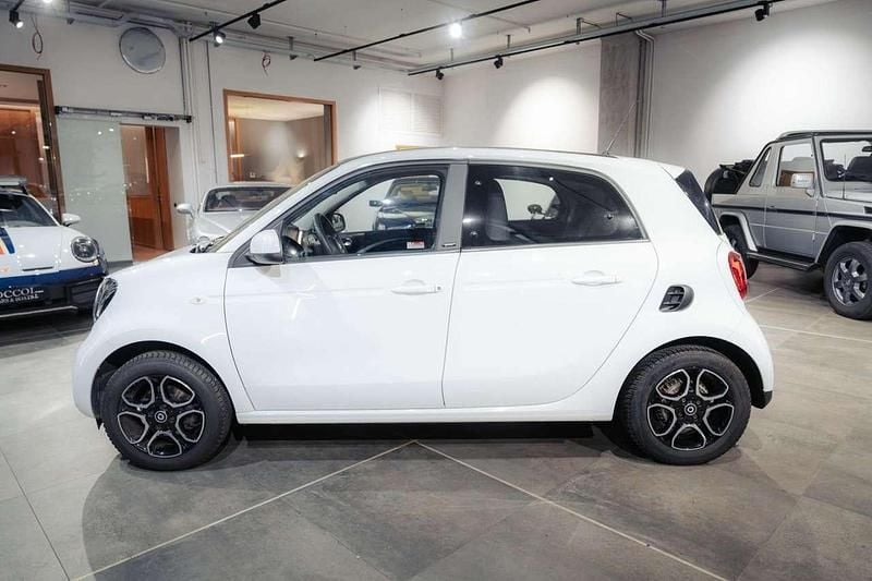 Usata Smart ForFour Prime 90 CV (66 kW) 2019 Bianco Utilitaria