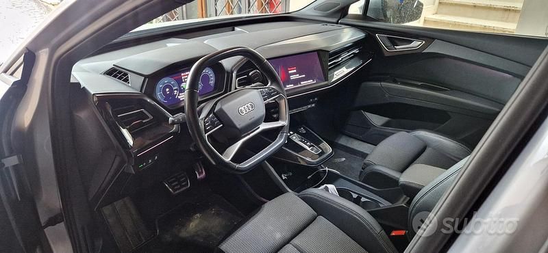 Usata Audi Q4 Sportback e-tron S-Line 150 kW (204 CV) 2022 Grigio SUV