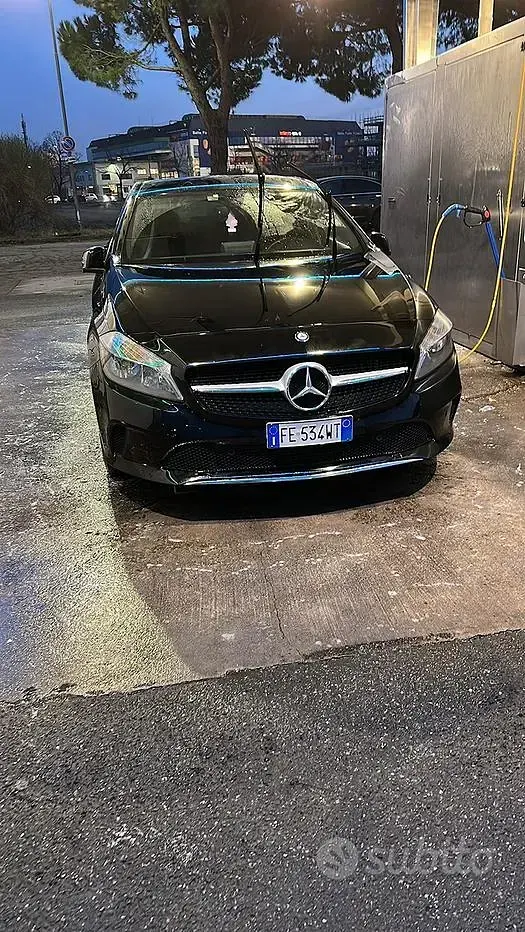 Usata Mercedes 200 136 CV (100 kW) 2016 Nero Berlina
