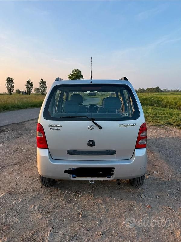 Gebraucht Suzuki Wagon R+ 2002 Grau Van / Kleinbus