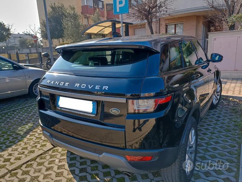 Usato 2018 Land Rover Range Rover evoque 2.0 Diesel 150 CV (23.000 €)