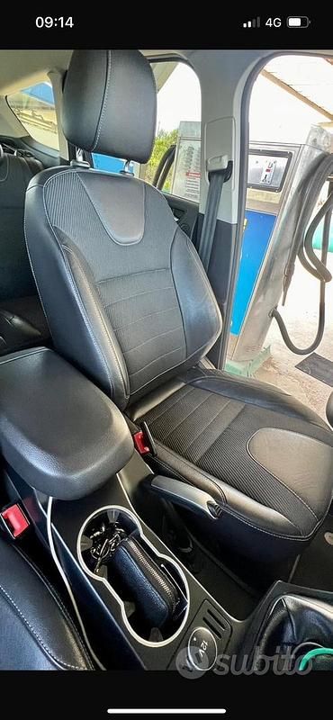 Usata Ford Kuga Titanium 150 CV (110 kW) 2017 SUV