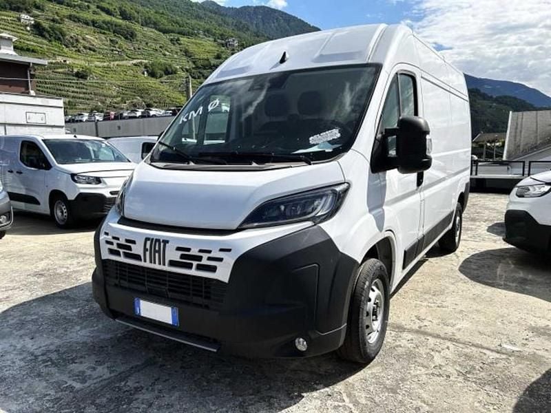 Bianco Usata 2024 Fiat Ducato Furgone | 26.990 € (Buon prezzo) - Immagine 1/4