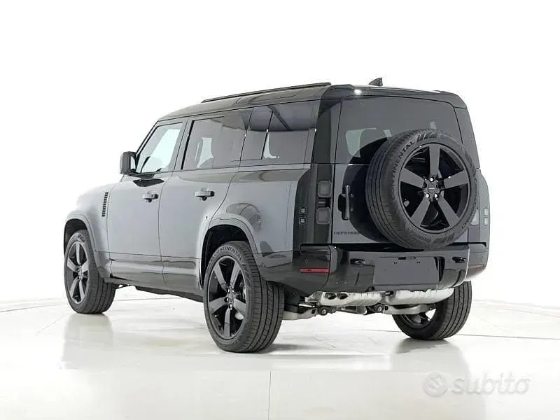 Nuova Land Rover Defender SE Dynamic 248 CV (182 kW) 2026 Grigio SUV