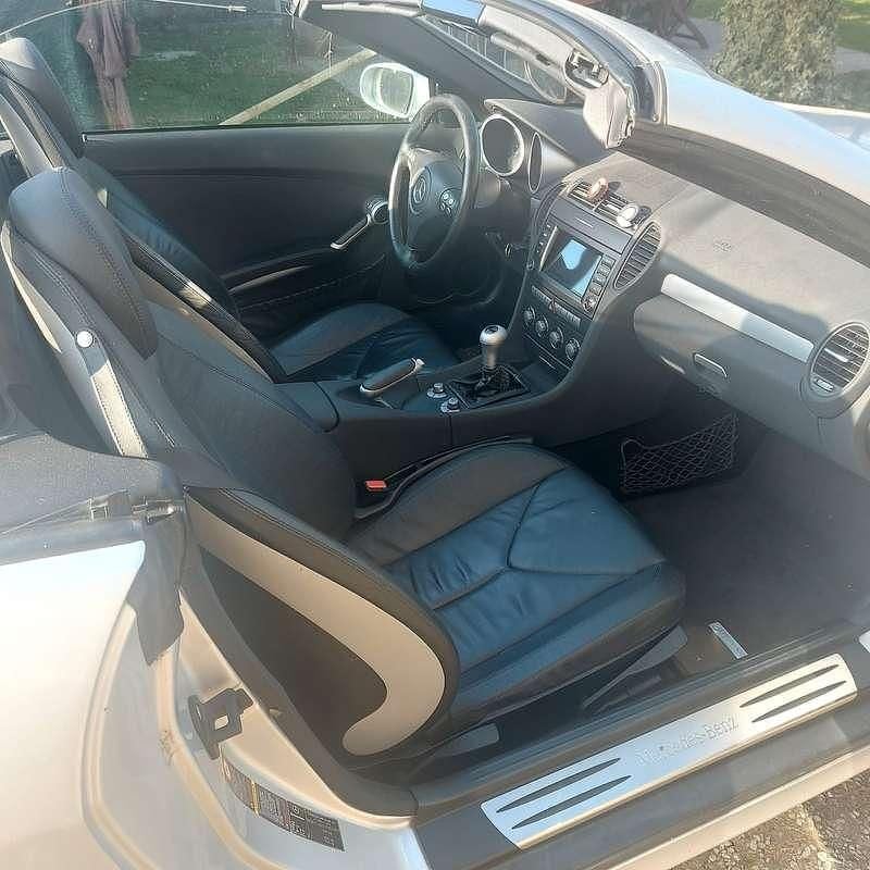 Usata Mercedes SLK200 163 CV (119 kW) 2004 Argento Cabrio