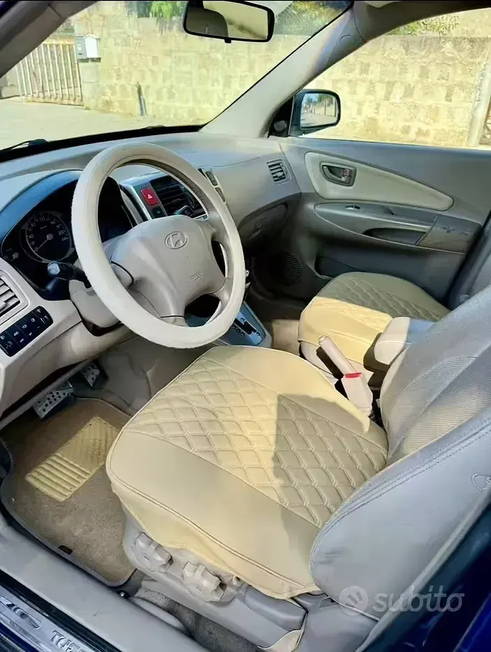 Usata Hyundai Tucson 112 CV (82 kW) 2004 Nero SUV